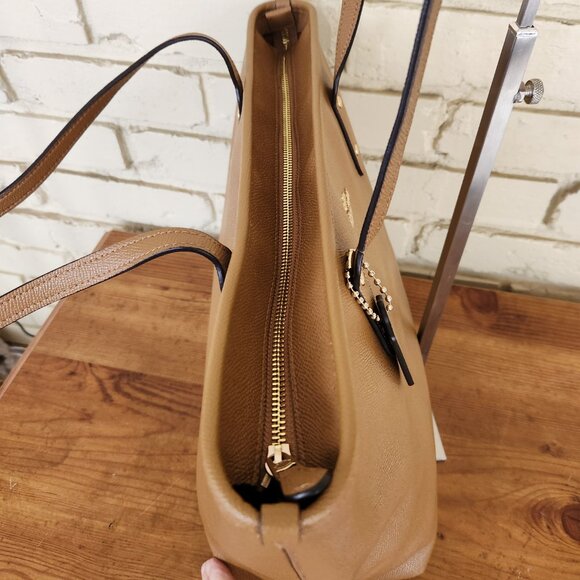 Like New Coach City Zip Brown Leather Shoulder Bag Tote Purse - Picture 7 of 13